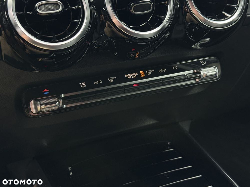 Mercedes-Benz GLB 200 mHEV Progressive 7G-DCT - 27