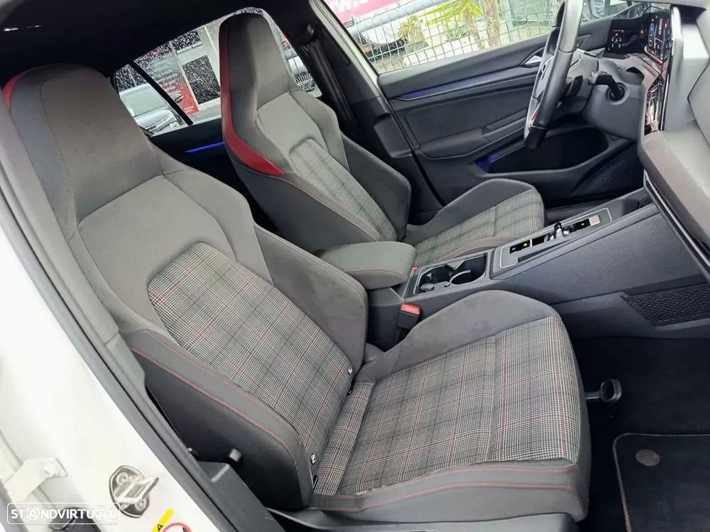 VW Golf 2.0 TSI GTI DSG - 26
