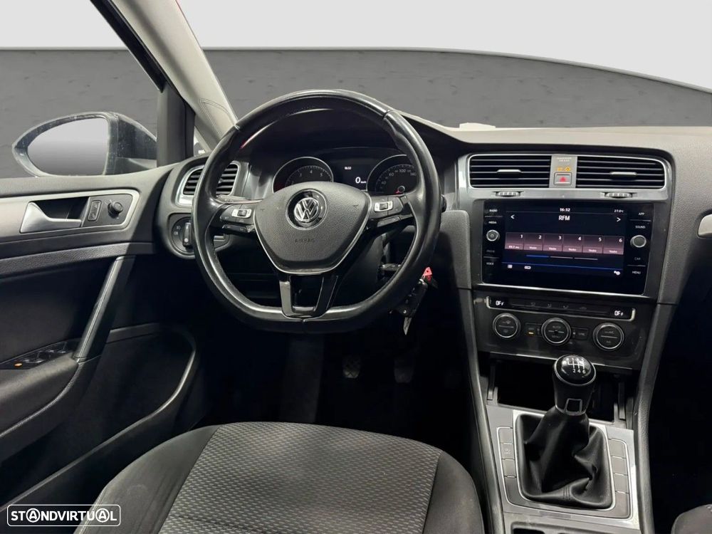 VW Golf - 7