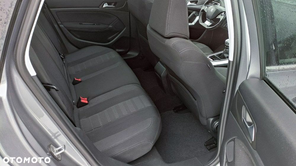 Peugeot 308 - 13