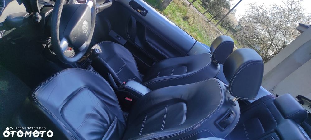 Volkswagen New Beetle 1.6 Freestyle - 6