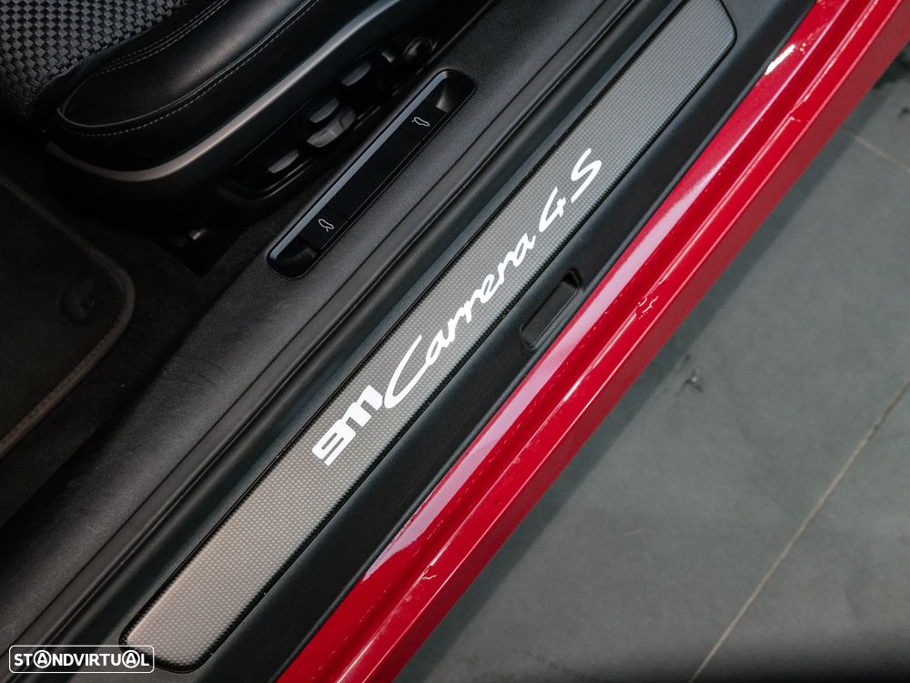 Porsche 911 (992) Carrera 4S PDK - 14