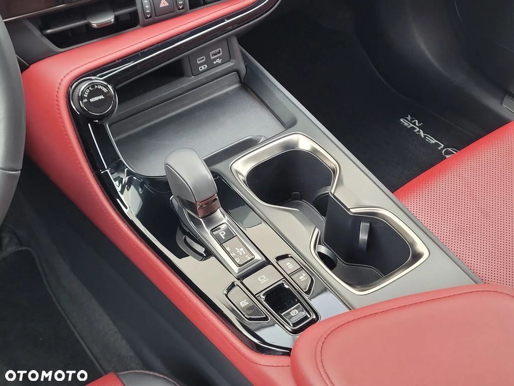 Lexus NX 350h Prestige AWD - 22