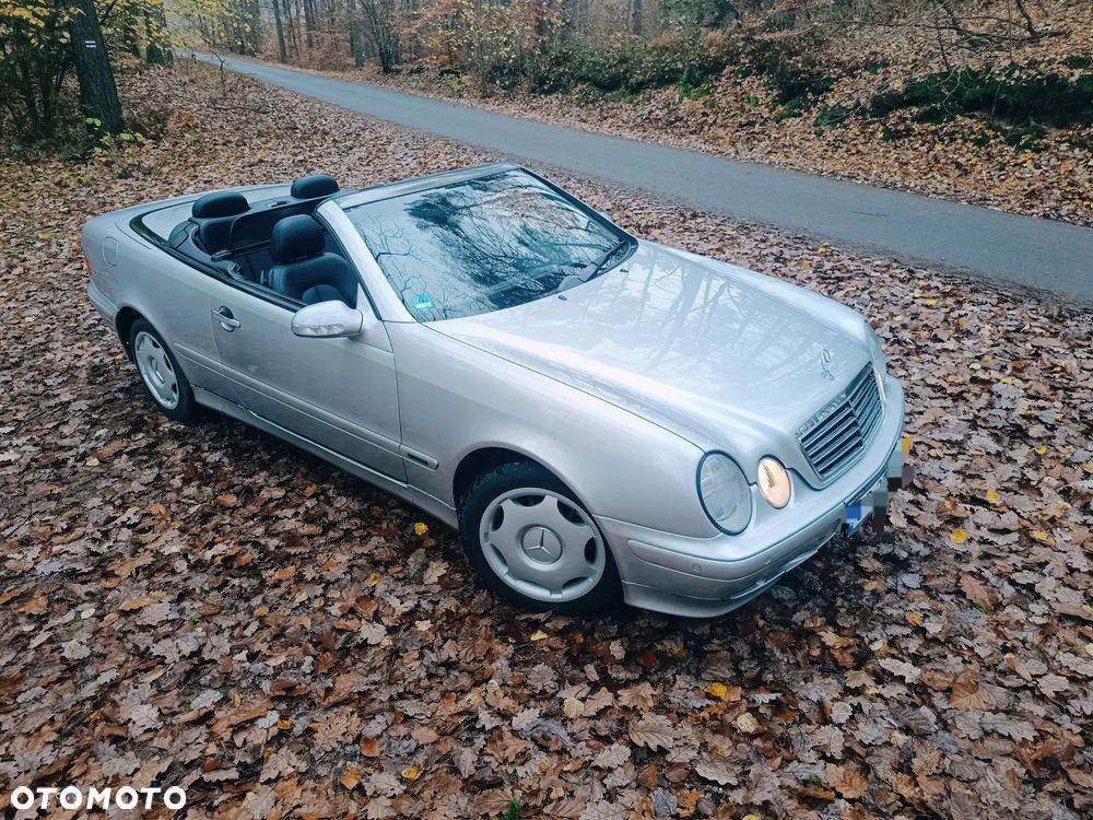 Mercedes-Benz CLK - 7