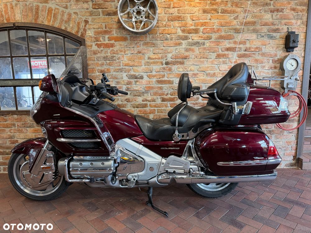 Honda GL - 5