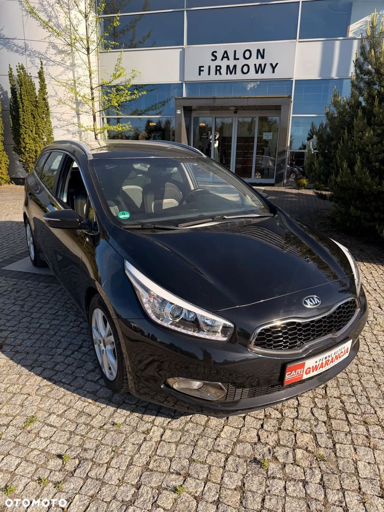 Kia Ceed 1.6 GDI ISG Spirit - 27