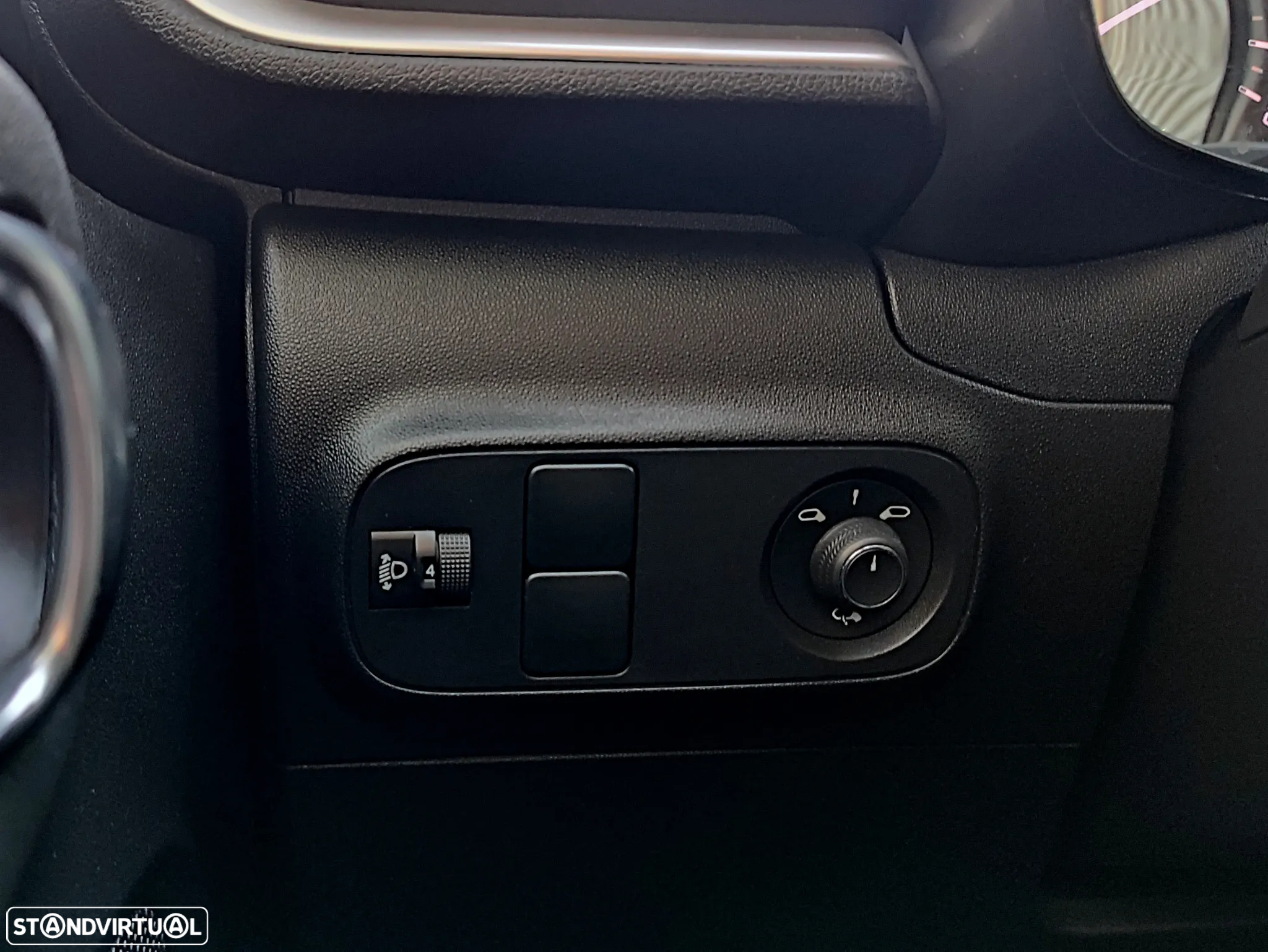 Citroën C3 1.2 PureTech C-Series - 19