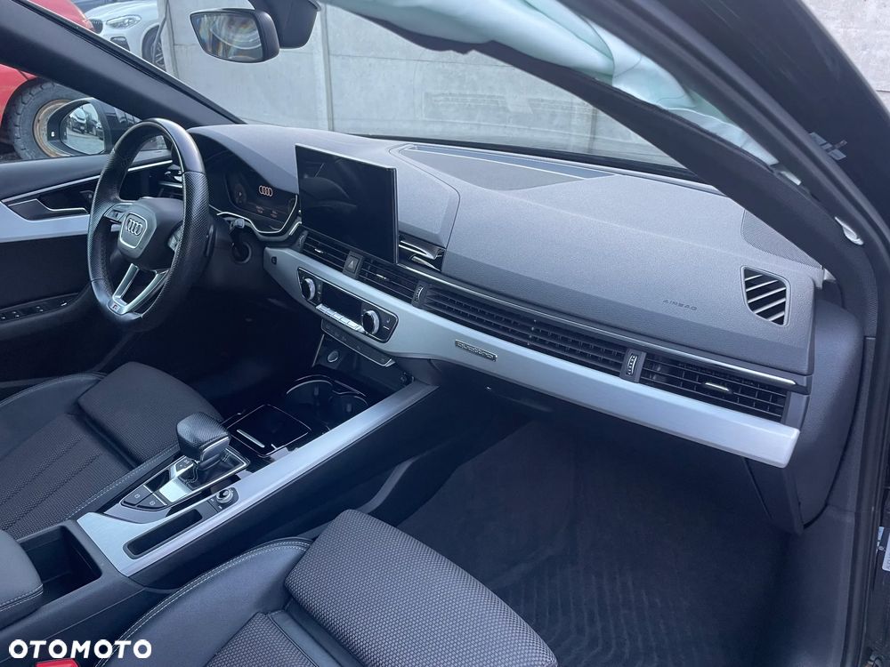 Audi A4 Avant - 30