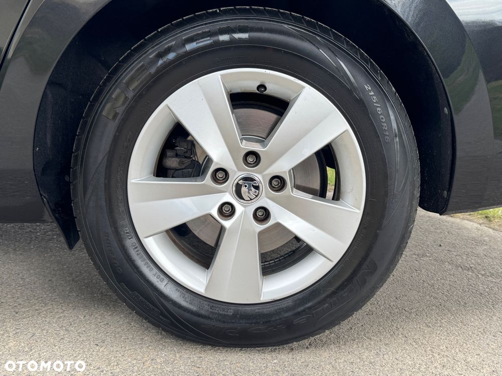 Skoda Superb 2.0 TDI Ambition - 40