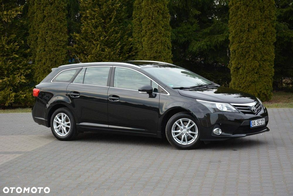Toyota Avensis 2.0 D-4D Comfort - 3