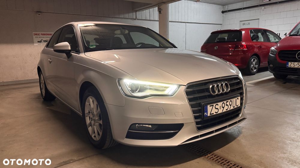 Audi A3 3-drzwiowe 1.4 TFSI Attraction - 8