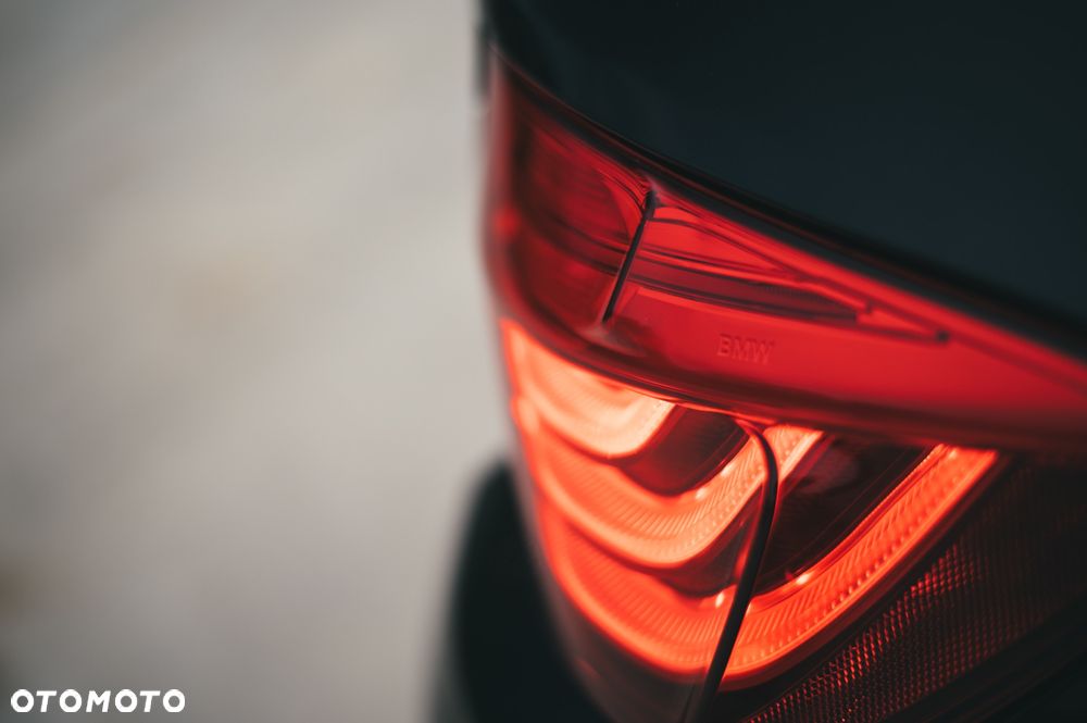 BMW Seria 5 535i xDrive Luxury Line - 13