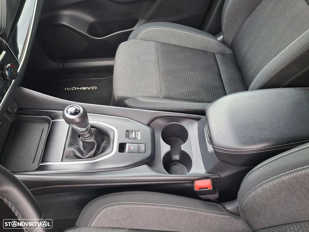 Nissan Qashqai 1.3 DIG-T N-Connecta LED - 18