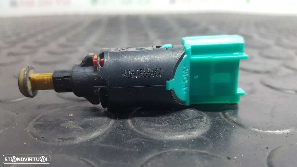 INTERRUPTOR DE LUZ DE FREIO PEUGEOT 3008 SPORT PACK - 6