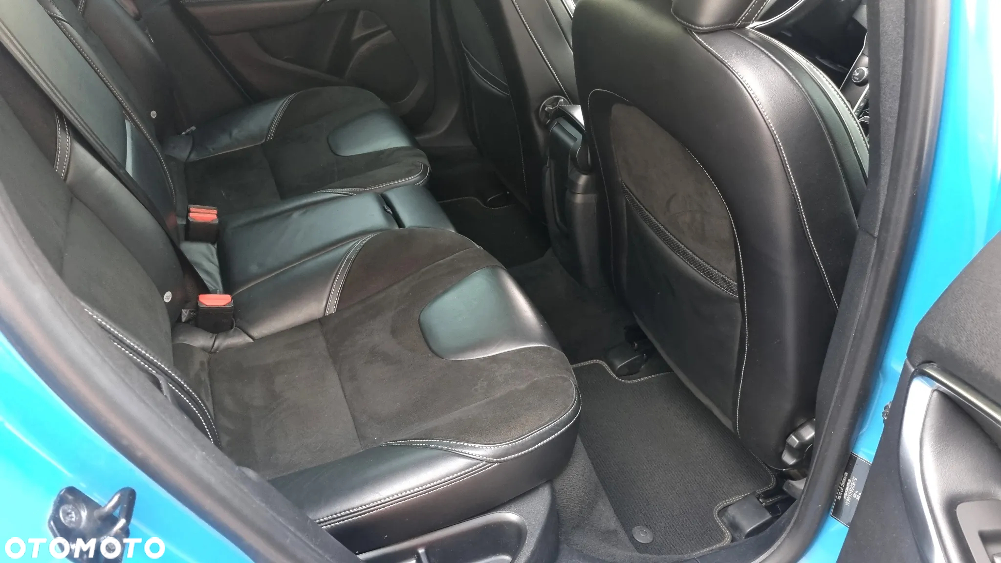 Volvo V40 Cross Country D3 Summum - 13
