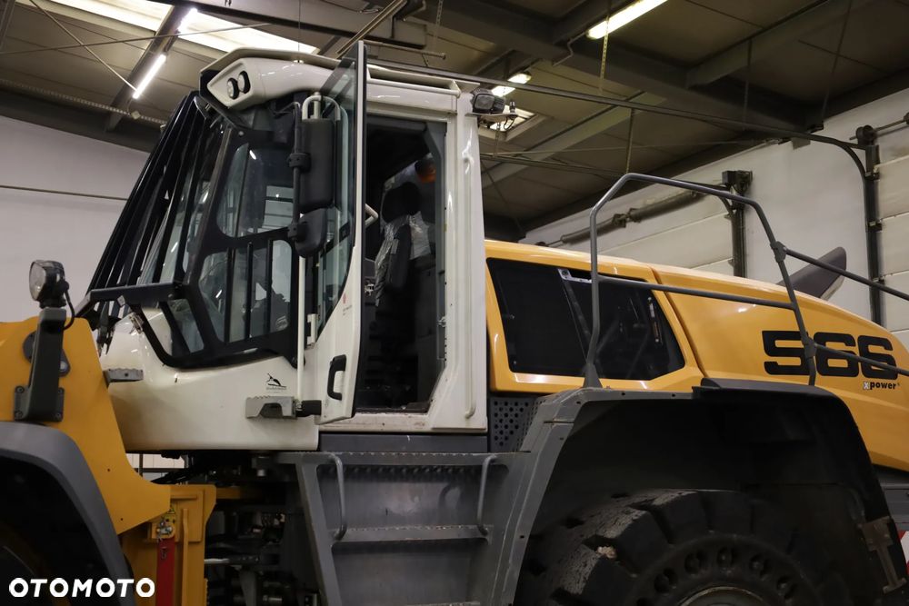 Osłona kabiny Liebherr 566 (przód) osłona kabiny, osłona przedniej szyby - 5