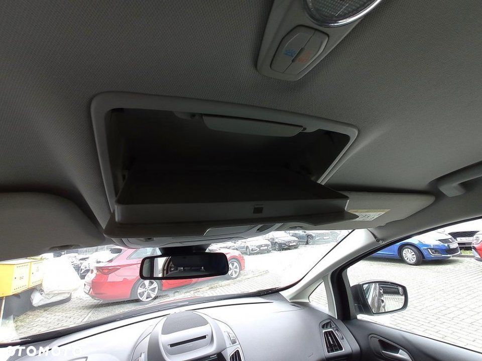Ford Grand C-MAX - 16
