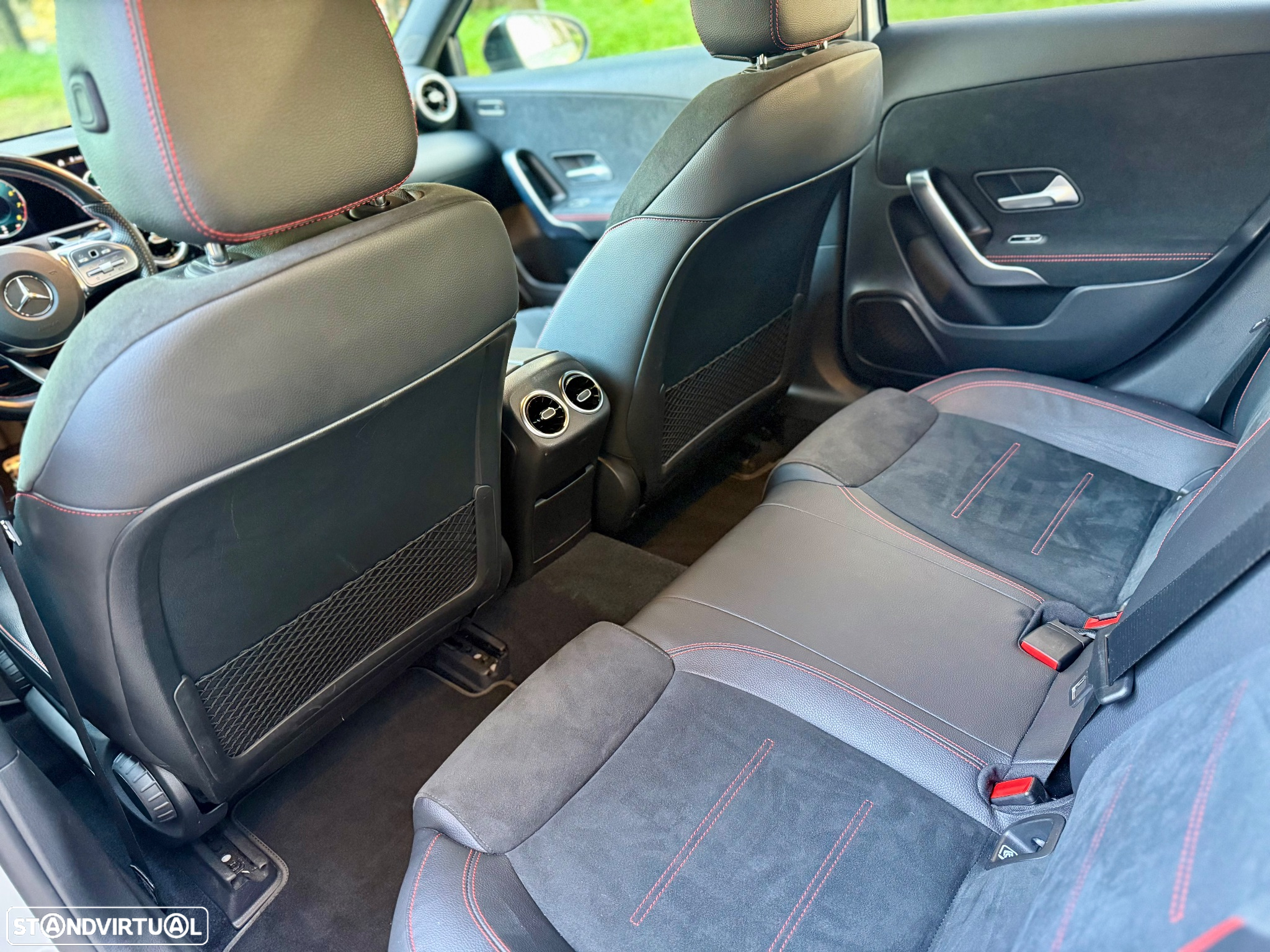 Mercedes-Benz A 200 Limousine AMG Line Aut. - 30
