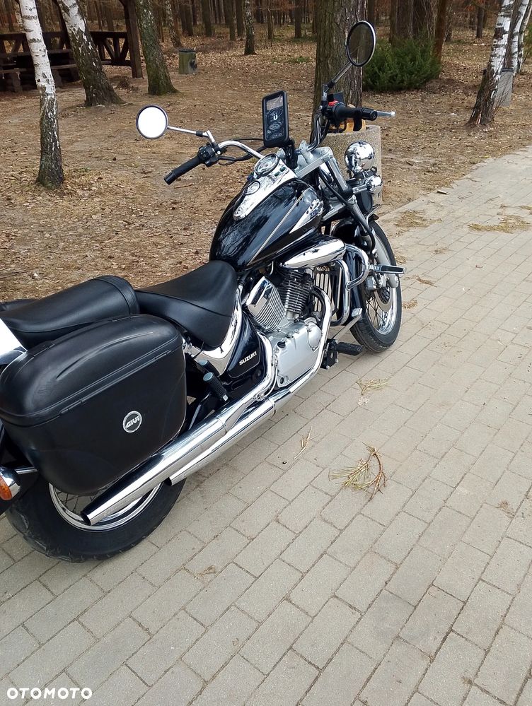 Suzuki Intruder - 7