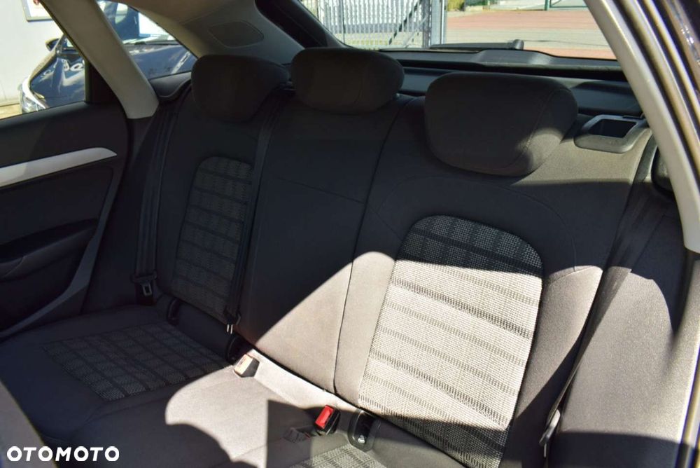 Audi Q3 - 22