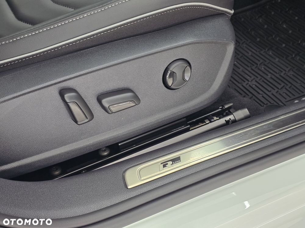 Volkswagen Arteon 2.0 TSI 4Motion R-Line DSG - 30