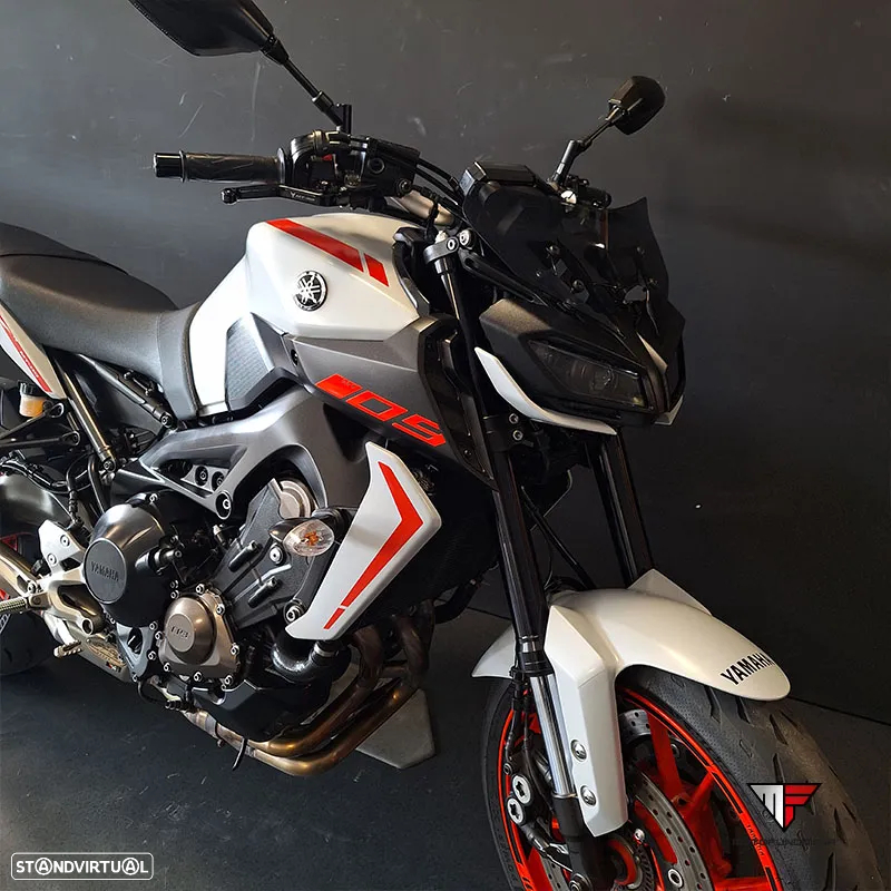 Yamaha MT-09 - 4