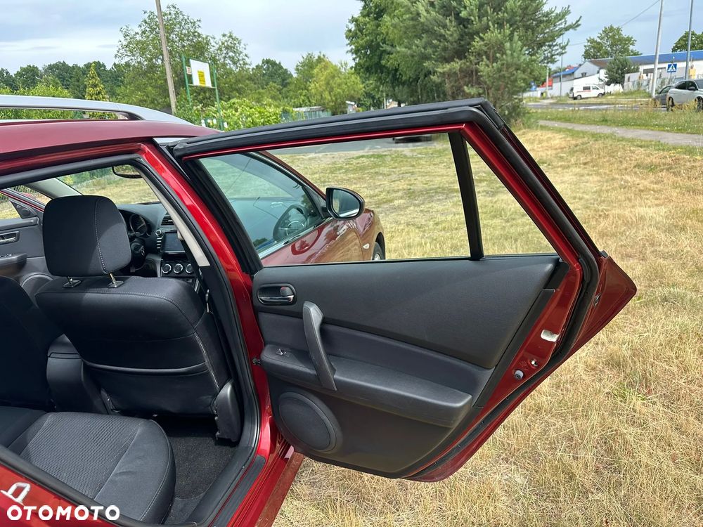 Mazda 6 2.2 CD Exclusive + - 21