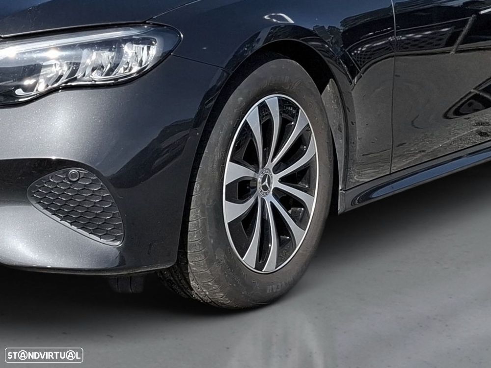 Mercedes-Benz E 220 d - 4