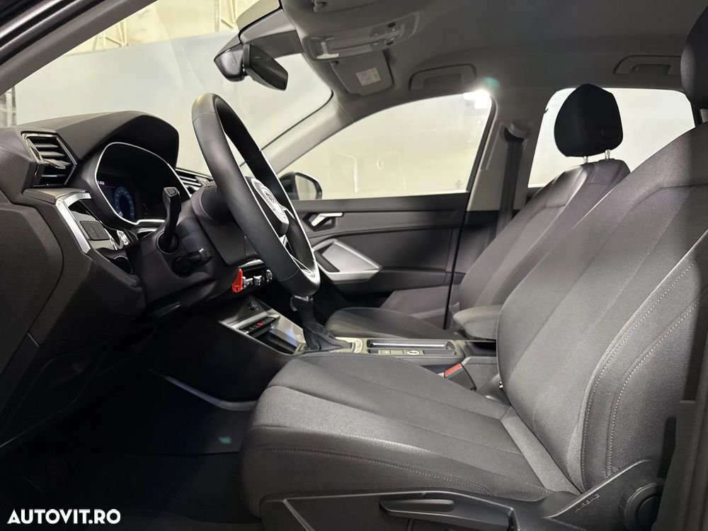 Audi Q3 - 21