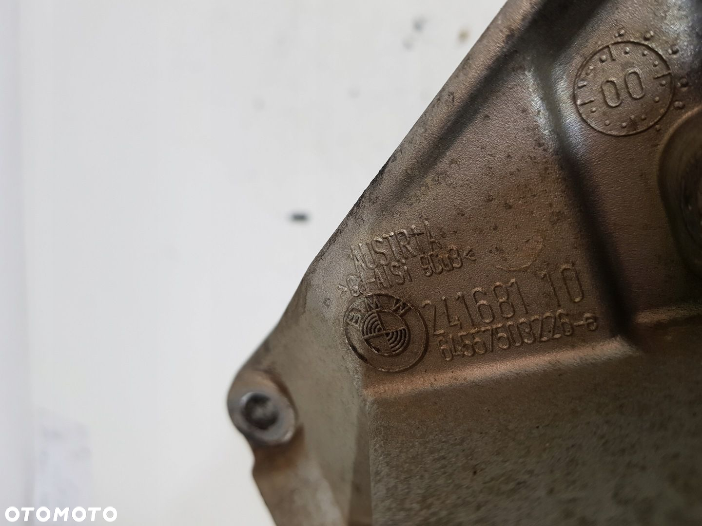 ŁAPA SILNIKA 64557503226 RANGE ROVER L322 4.4B M62 - 8