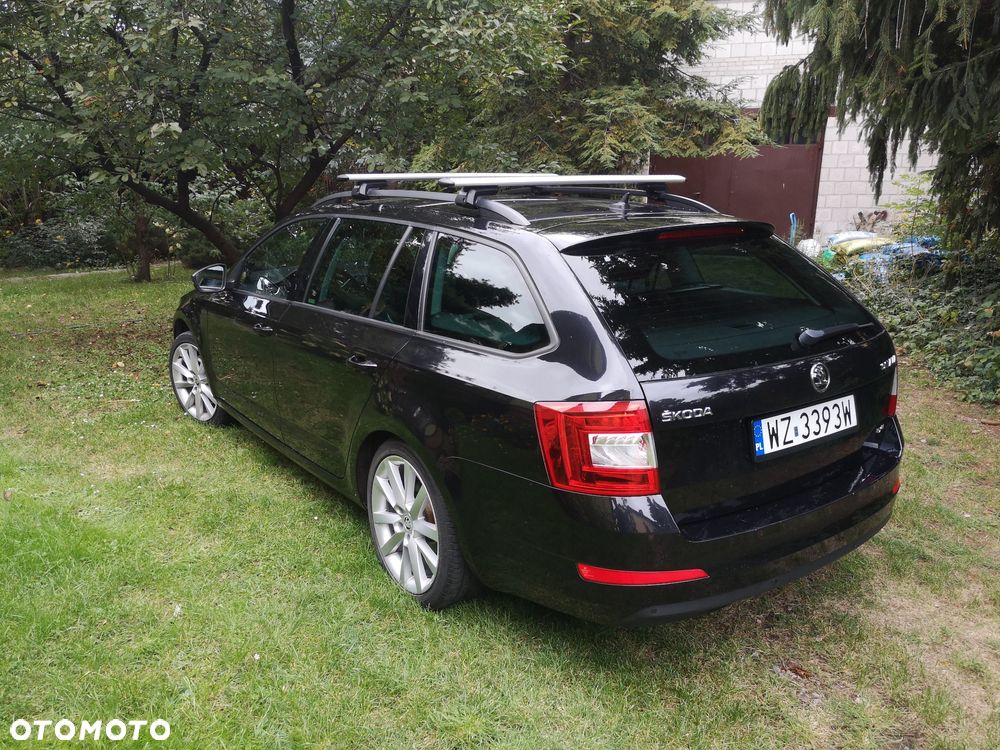 Skoda Octavia 2.0 TDI 4x4 Elegance DSG - 9