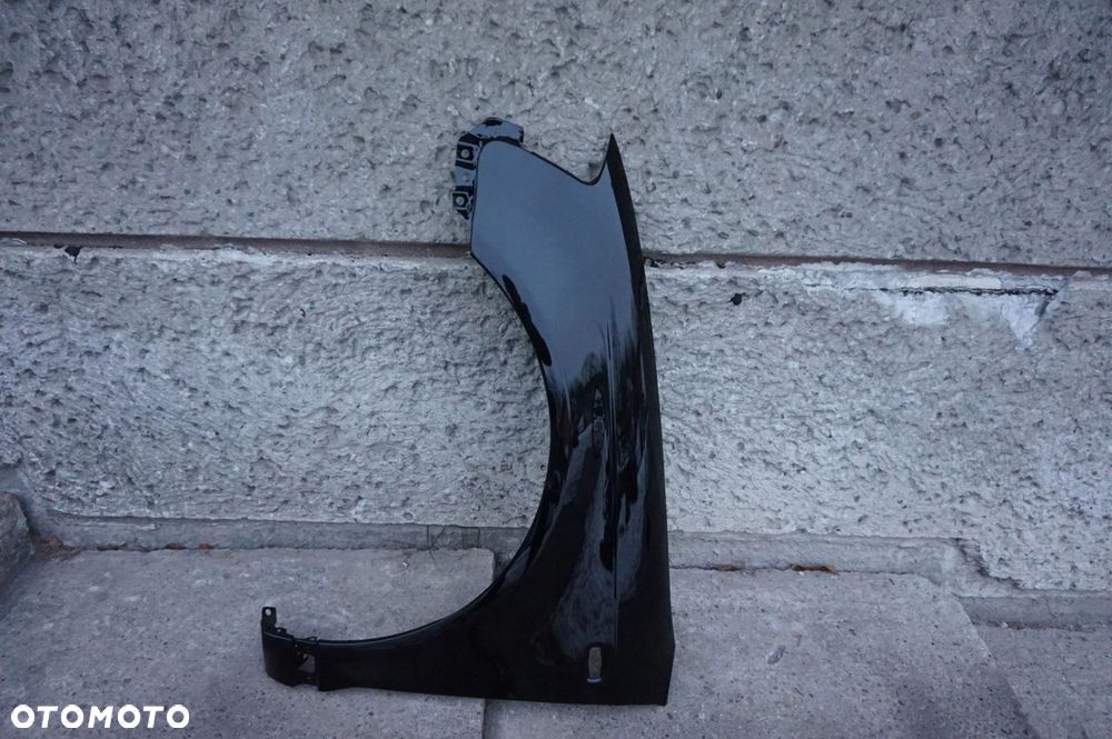 BŁOTNIK PRZEDNI LEWY AUDI A3 8P LY9B 03/08r - 2