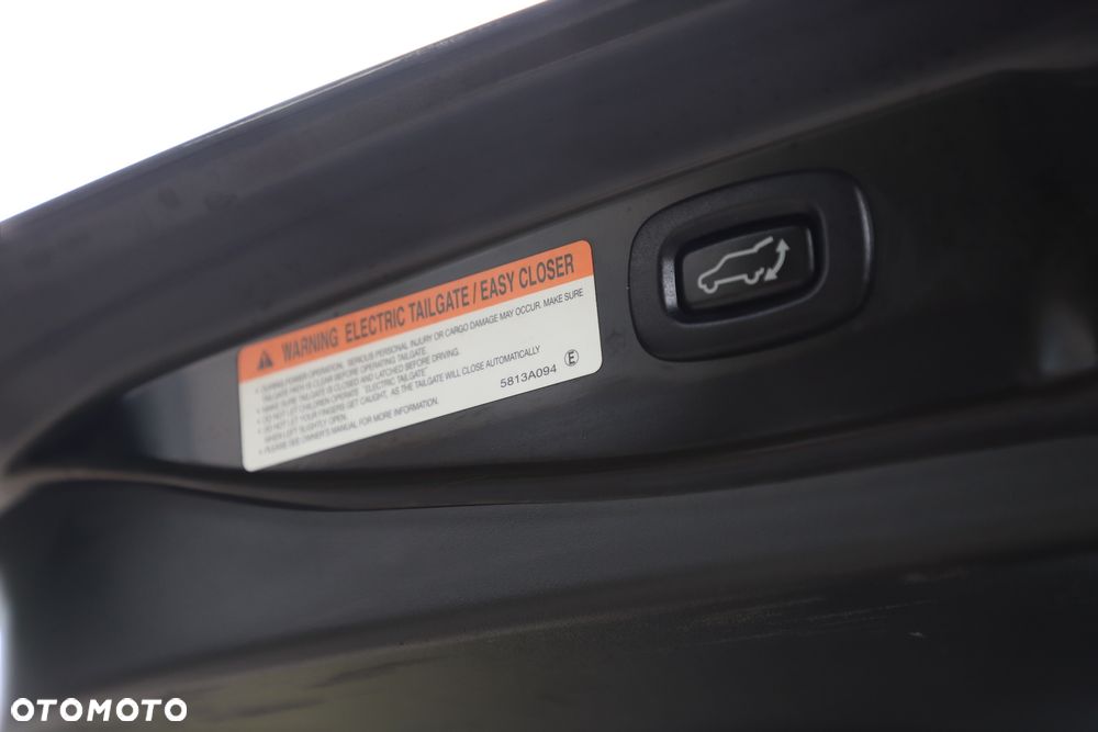 Mitsubishi Outlander - 9