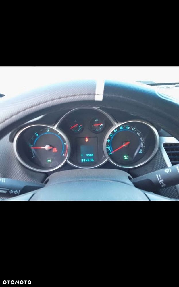 Chevrolet Cruze - 4