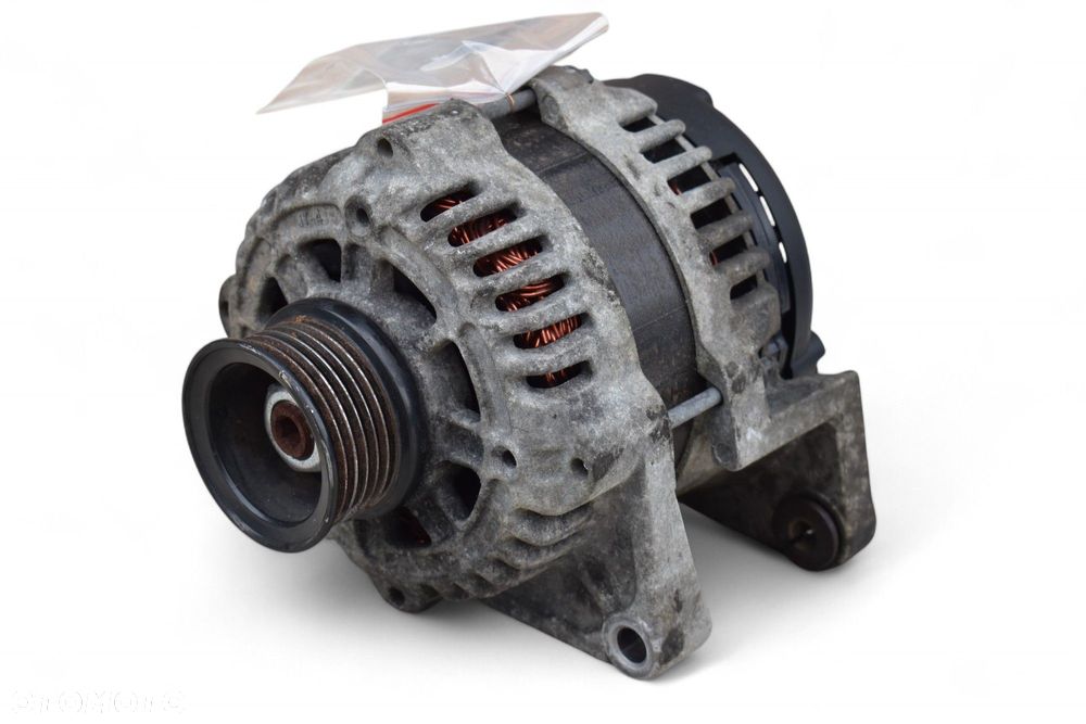 Alternator OPEL ASTRA J CHEVROLET AVEO T300 1.6 1.8 16V 13579667 - 1