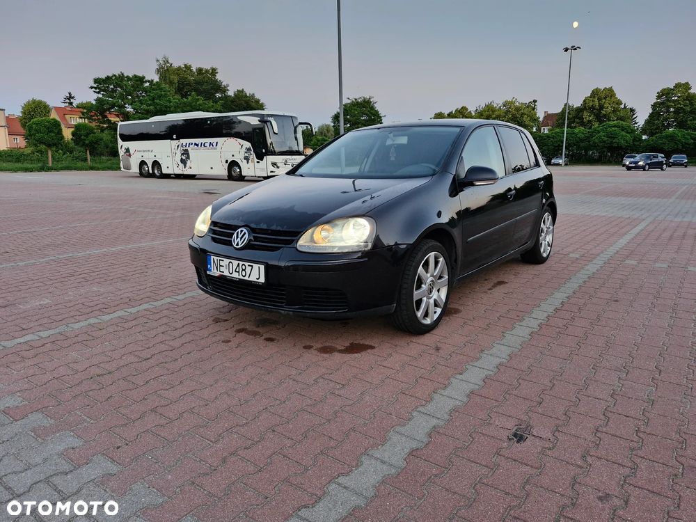 Volkswagen Golf - 2