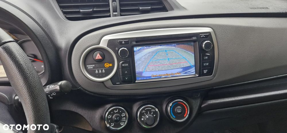 Toyota Yaris 1.33 VVT-i - 18