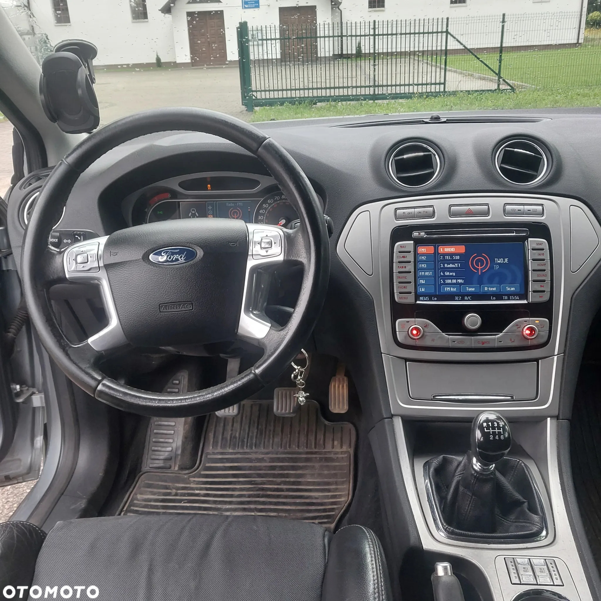 Ford Mondeo - 8