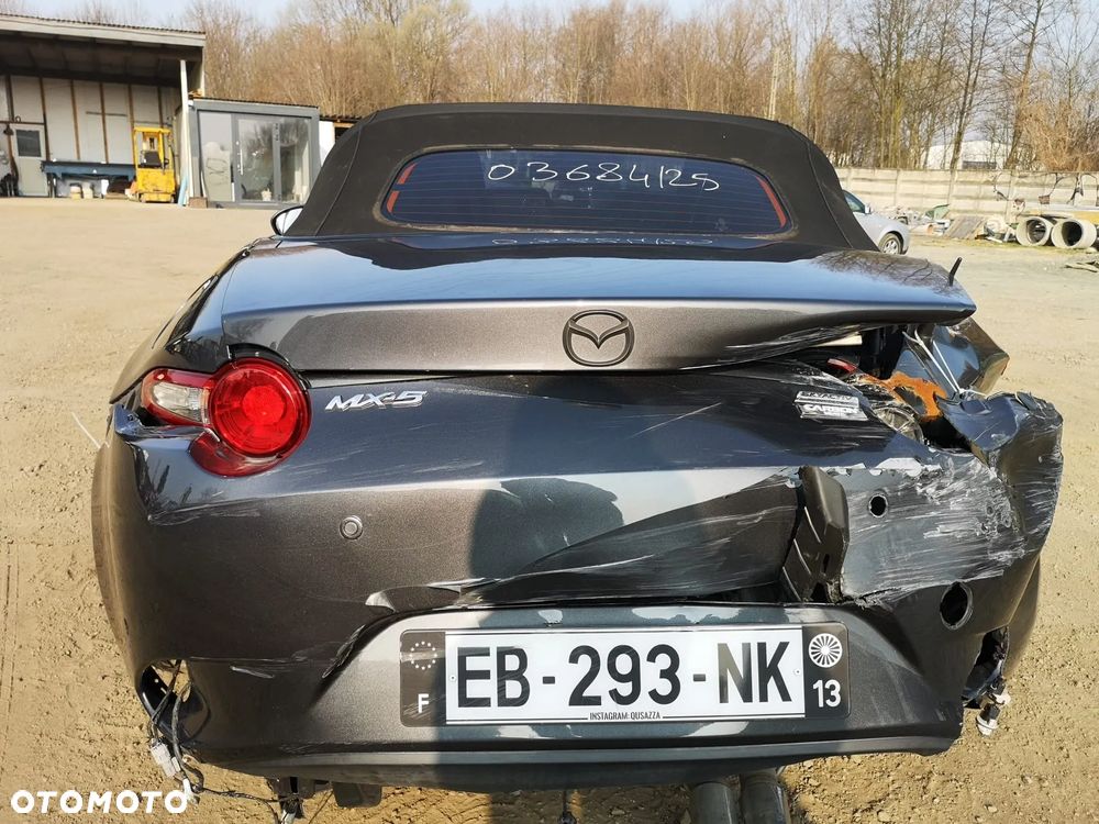 Mazda MX-5 RF SKYACTIV-G 131 Sports-Line - 3