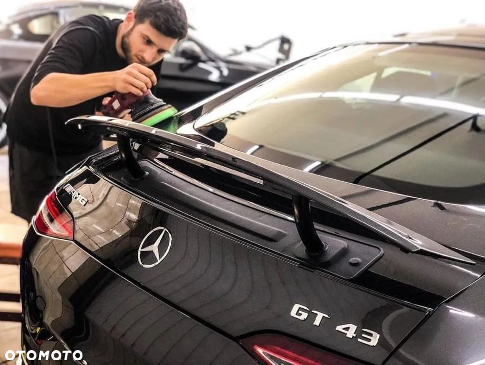 Mercedes-Benz AMG GT 43 4-Matic+ - 17