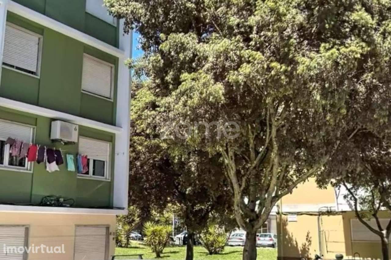 Apartamento T2 Pronto habitar em Benfica, - Grande imagem: 5/6