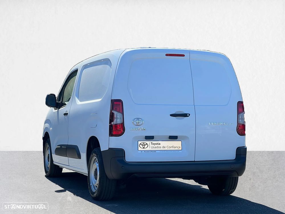 Toyota Proace - 2