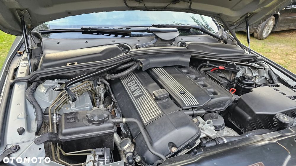 BMW Seria 5 - 34