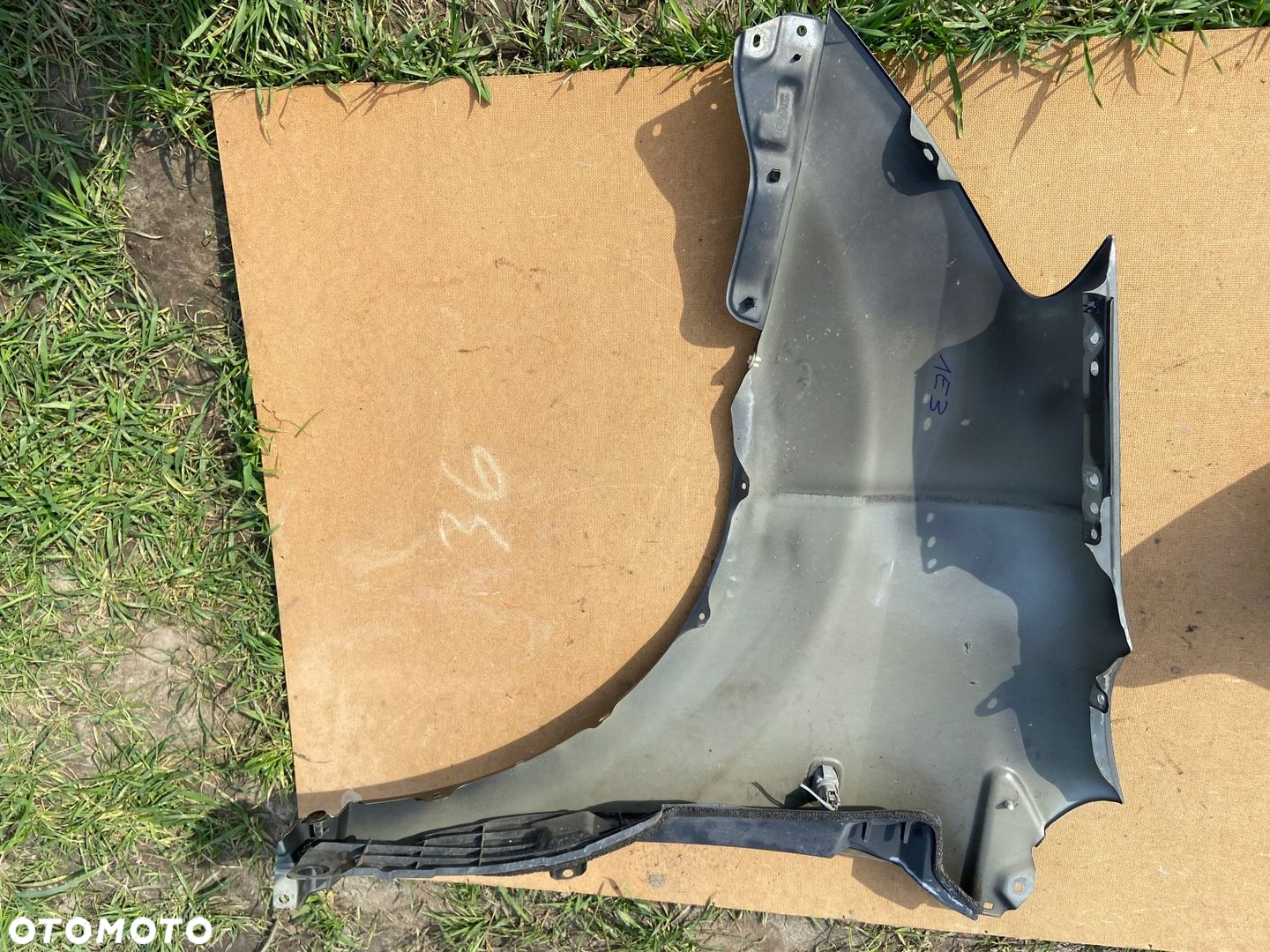 TOYOTA VERSO 04-09 BŁOTNIK PRAWY PRZEDNI 1E3, BEZ RDZY, ŁADNY, ORYGINAŁ - 10