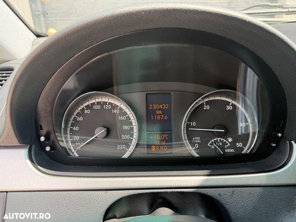 Mercedes-Benz Viano 2.2 CDI DPF lang 4Matic Automatik Trend - 13