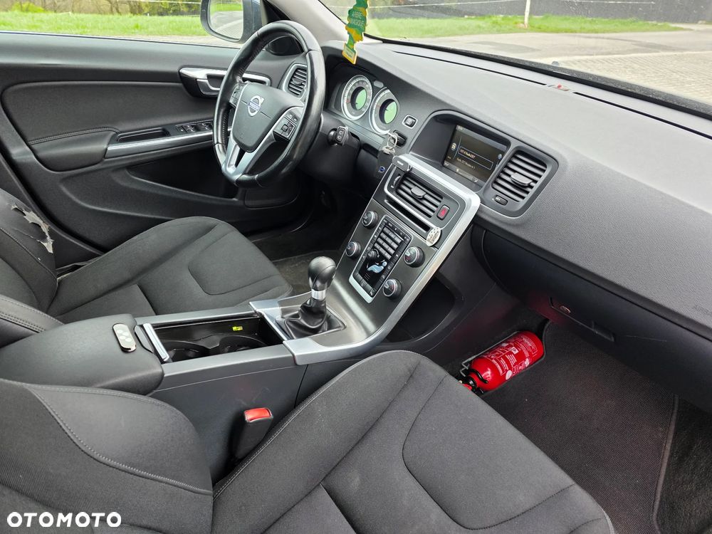 Volvo V60 D2 Edition Pro - 8