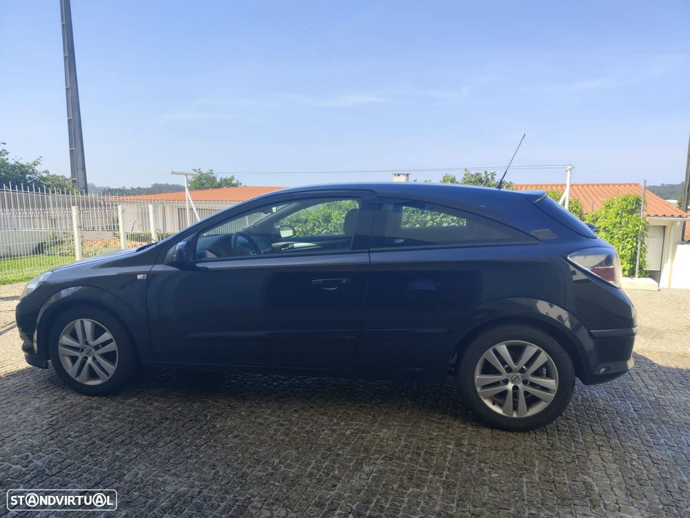 Opel Astra GTC 1.4 - 6