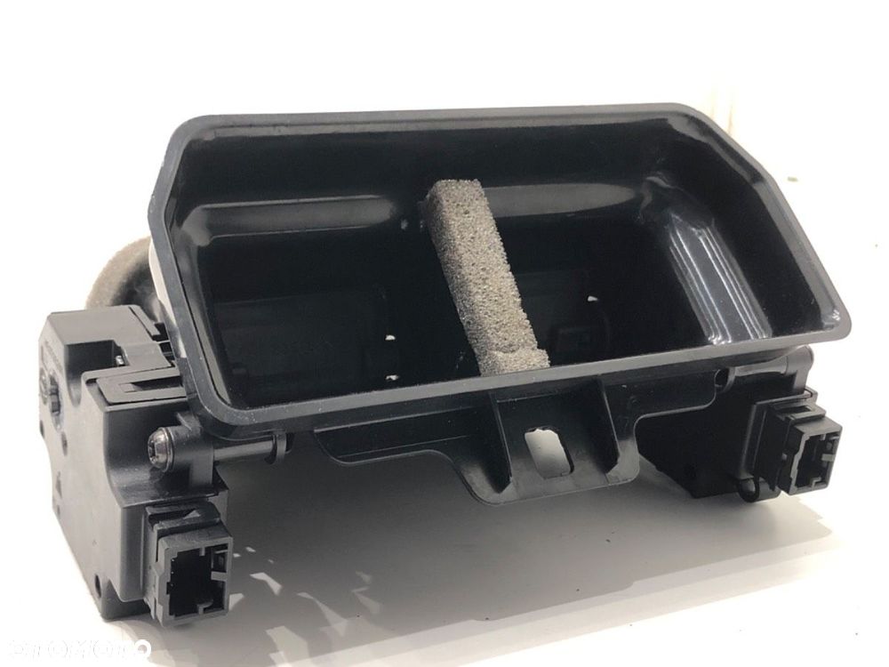 KANAŁ WLOT ROZDZIELACZ POWIETRZA  AUDI A6 C8 Avant (4A5) 2018 - 2022 40 TDI Mild Hybrid quattro 150 - 1