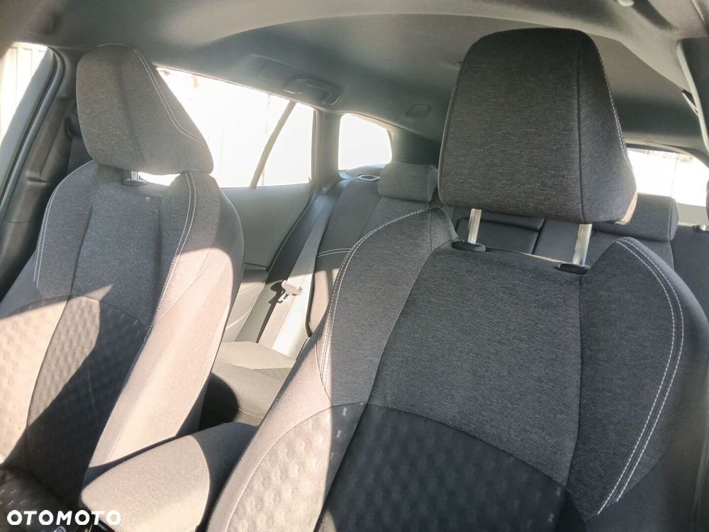 Toyota Corolla 2.0 Hybrid Comfort - 13
