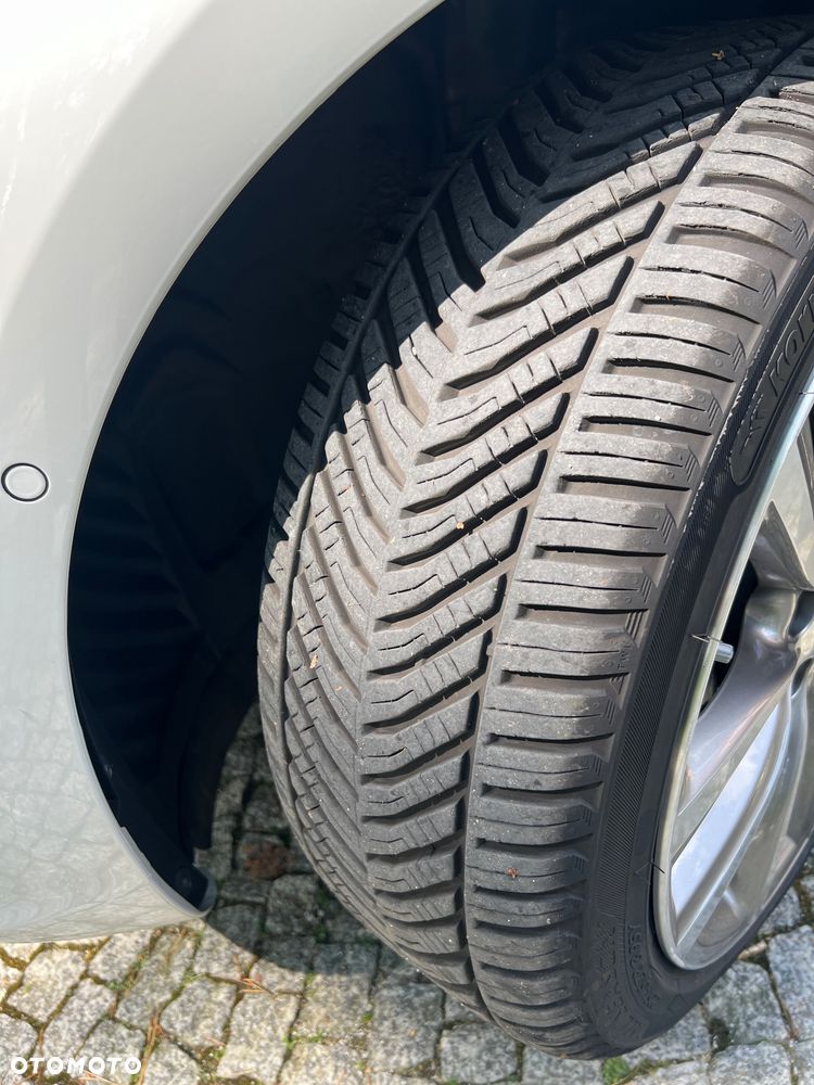 BMW Seria 2 225i xDrive Luxury Line - 14